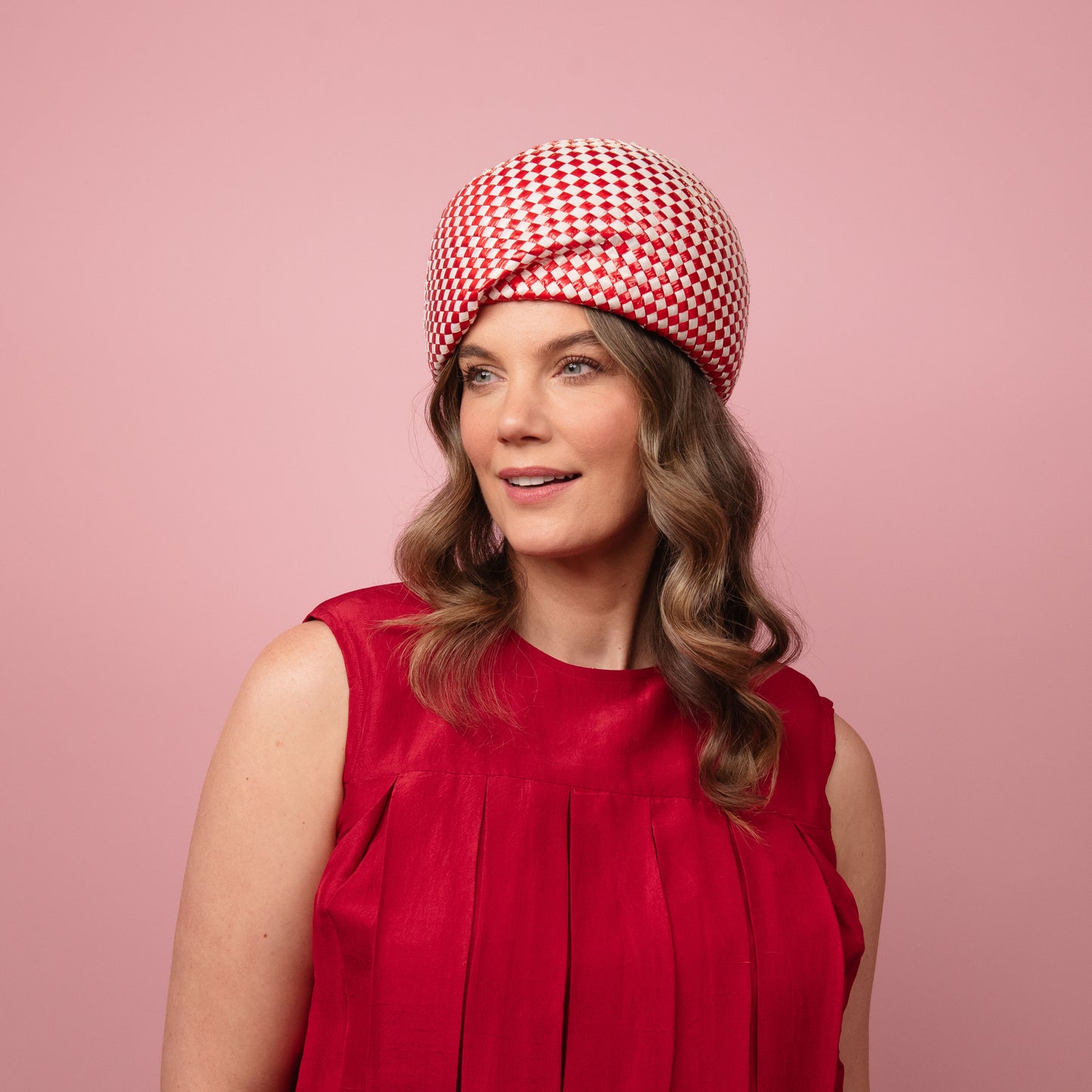 Catani Red and White Vintage Swiss Straw Shaped Beret Spring Racewear Headpiece