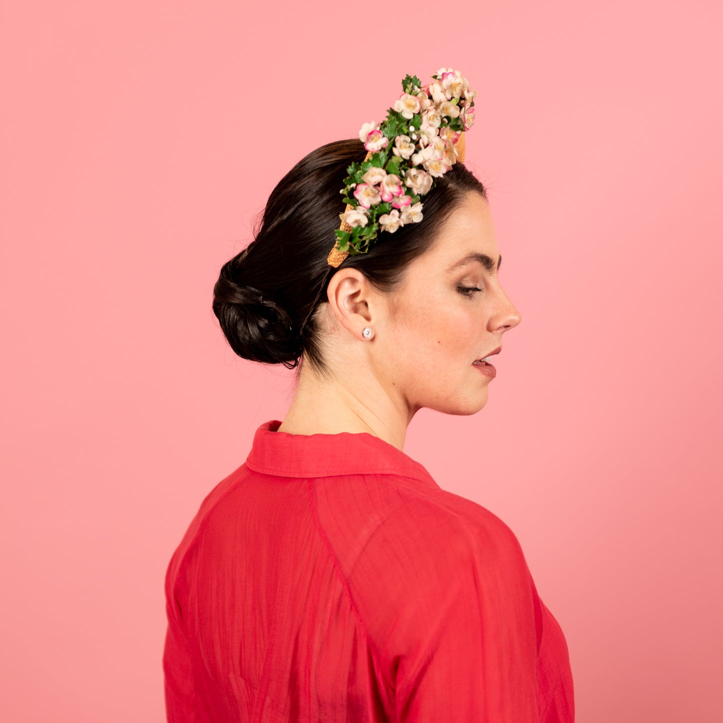 Emma Halo in gold straw with pink floral trim