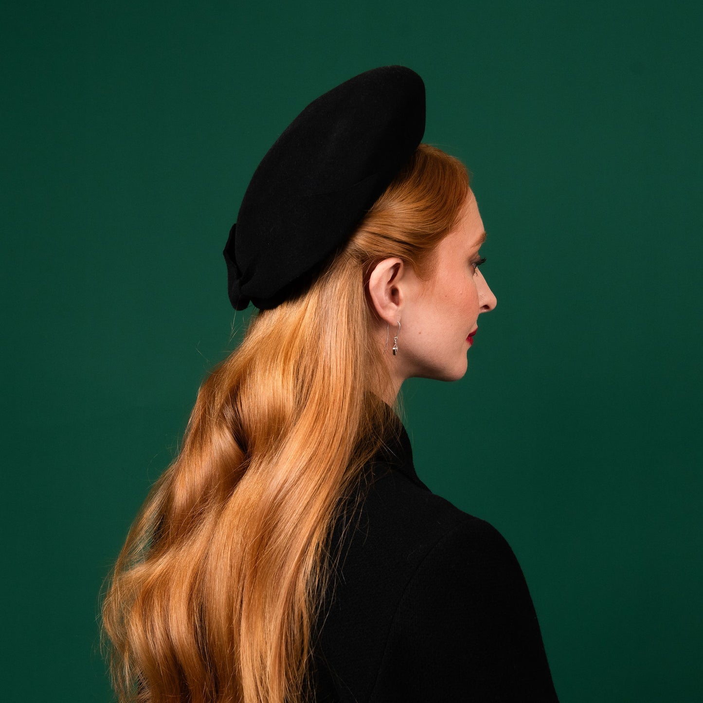 Goulding Black Felt Back of the head 40s Style with bow Winter Racewear Headpiece