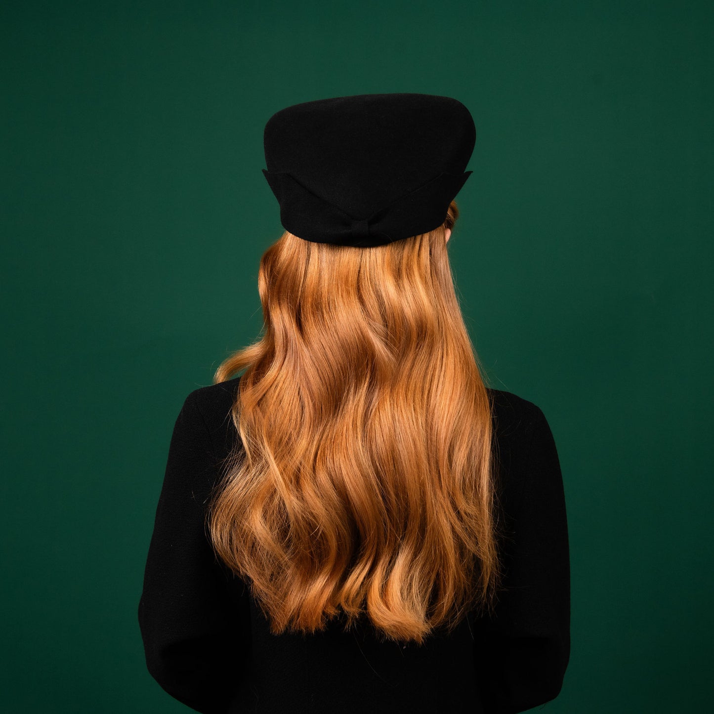 Goulding Black Felt Back of the head 40s Style with bow Winter Racewear Headpiece