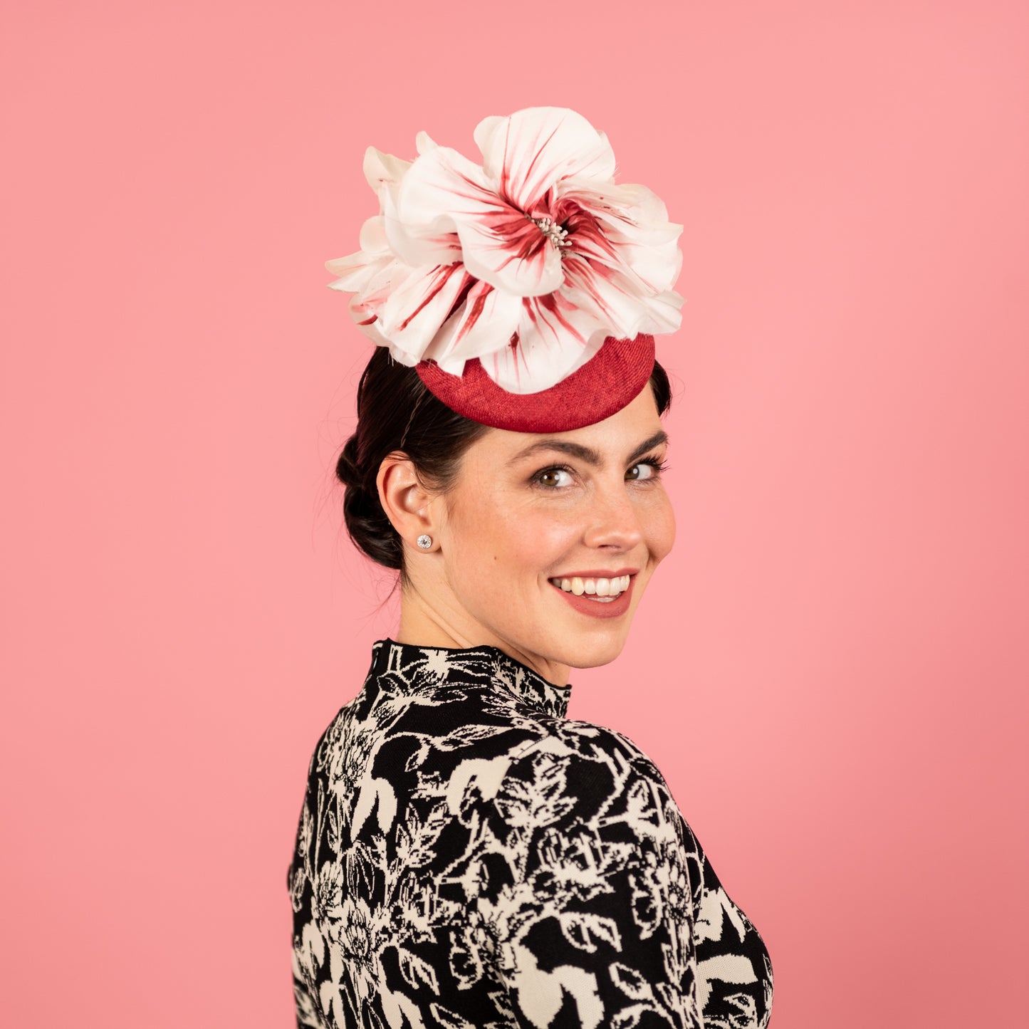 Grace Beret in Straw with Silk Poppies in Red