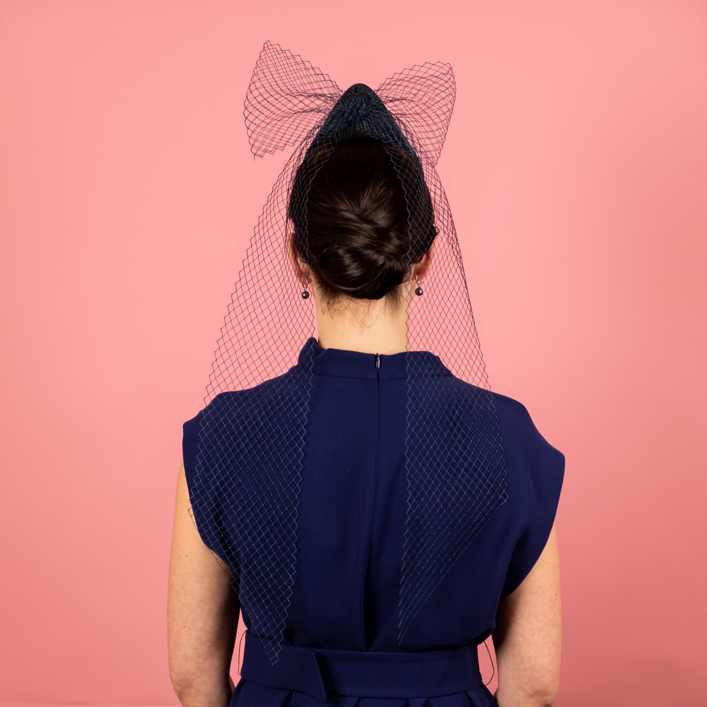 Kennedy Straw Button with vintage veiling bow in navy