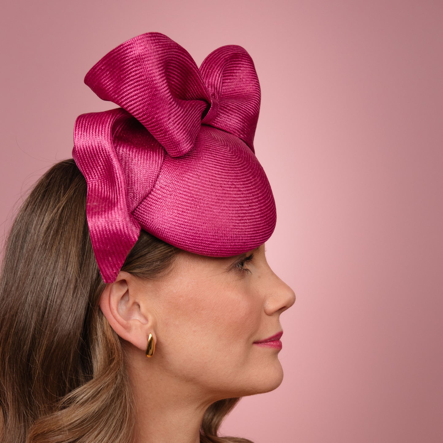 Ovens Straw Beret with Draped Bow in Magenta Pink Spring Racewear Headpiece