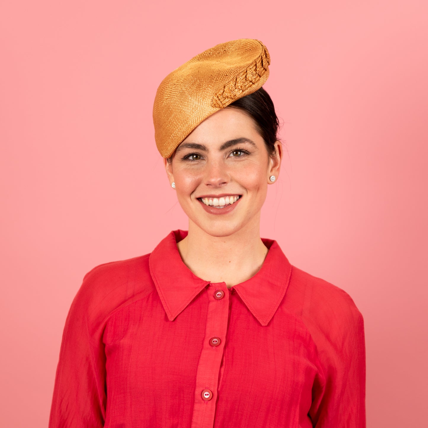 Sophie Beret in Textured Straw Trim in Gold