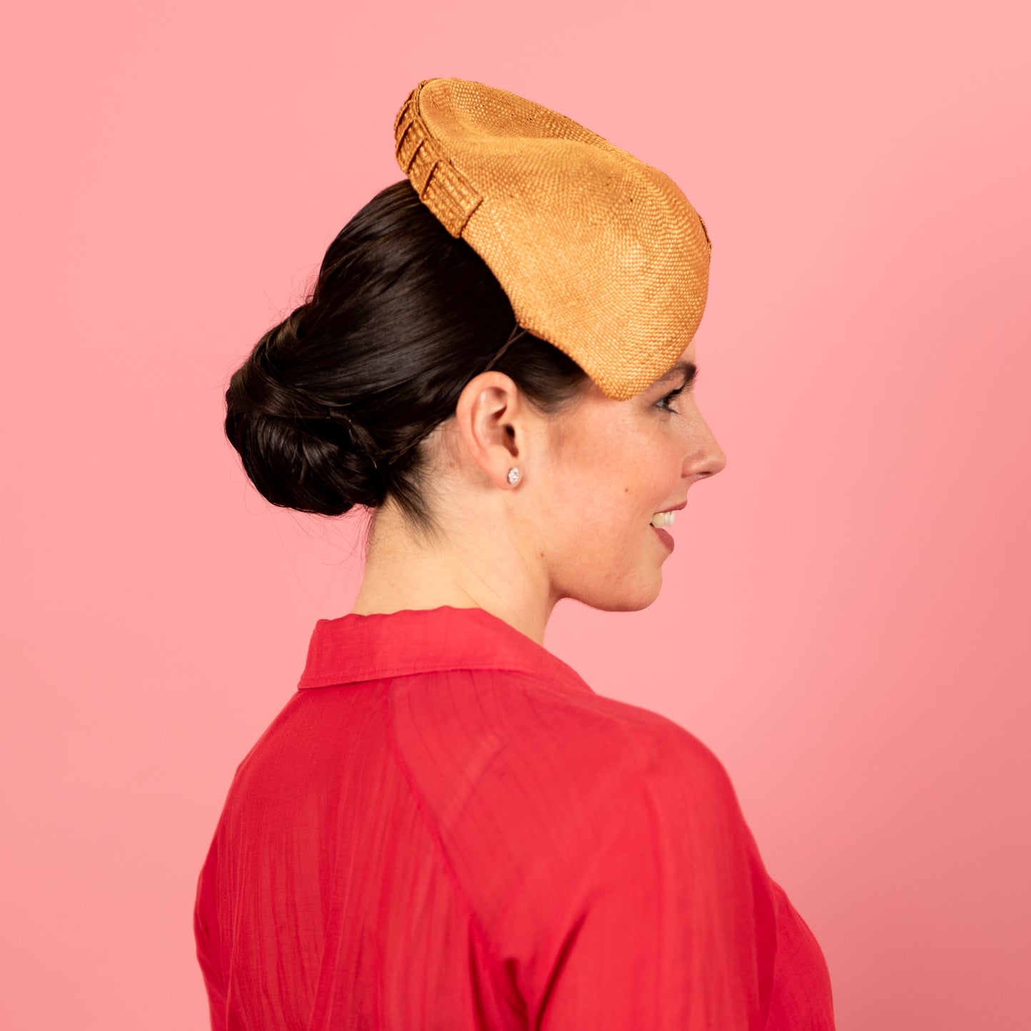 Sophie Beret in Textured Straw Trim in Gold