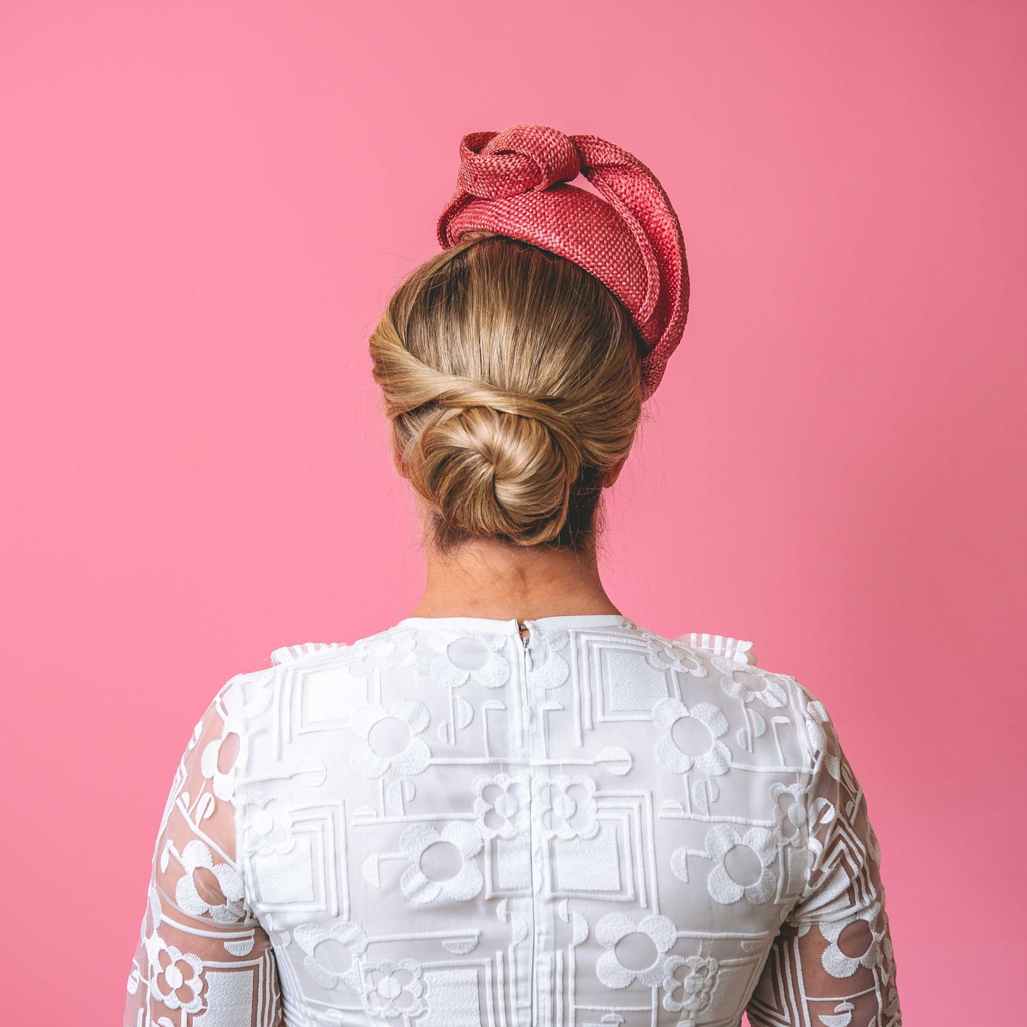 Celeste Beret with knotted trim in textured straw in pink