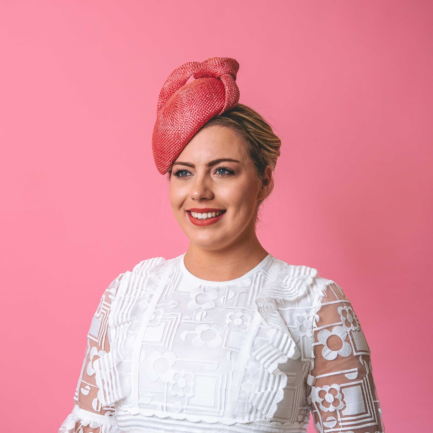 Celeste Beret with knotted trim in textured straw in pink