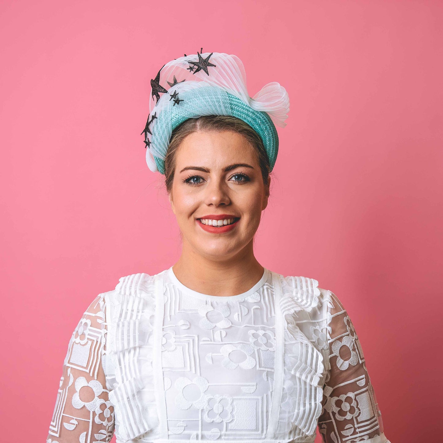 Zimmi headband in straw with star trim