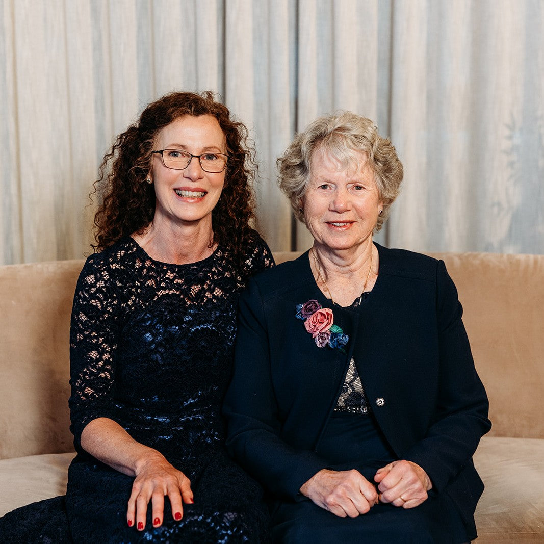 Custom Silk flower Lapel pin, Groom Lapel pin, Father of the Bride, Groomsman and Raceday