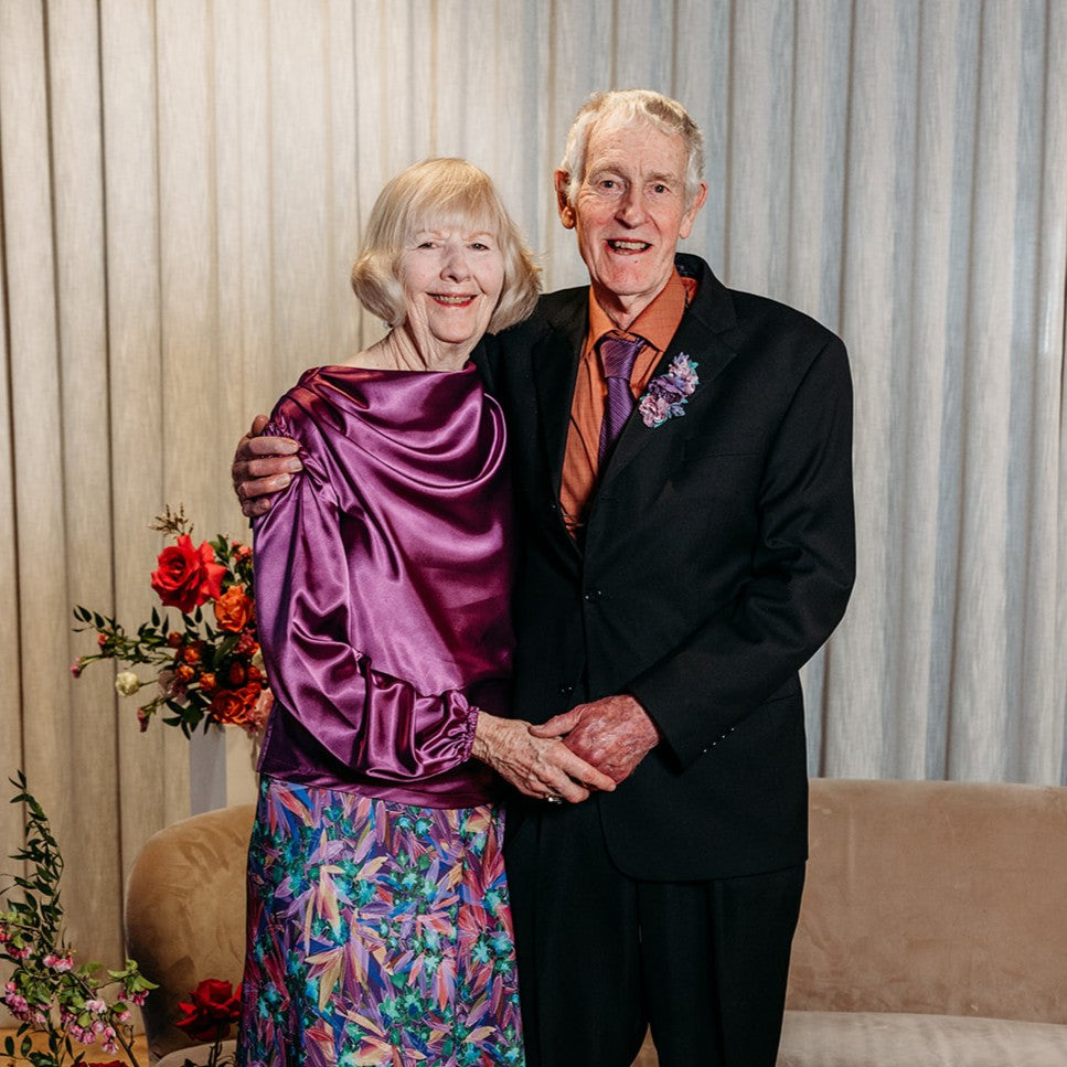 Custom Silk flower Lapel pin, Groom Lapel pin, Father of the Bride, Groomsman and Raceday