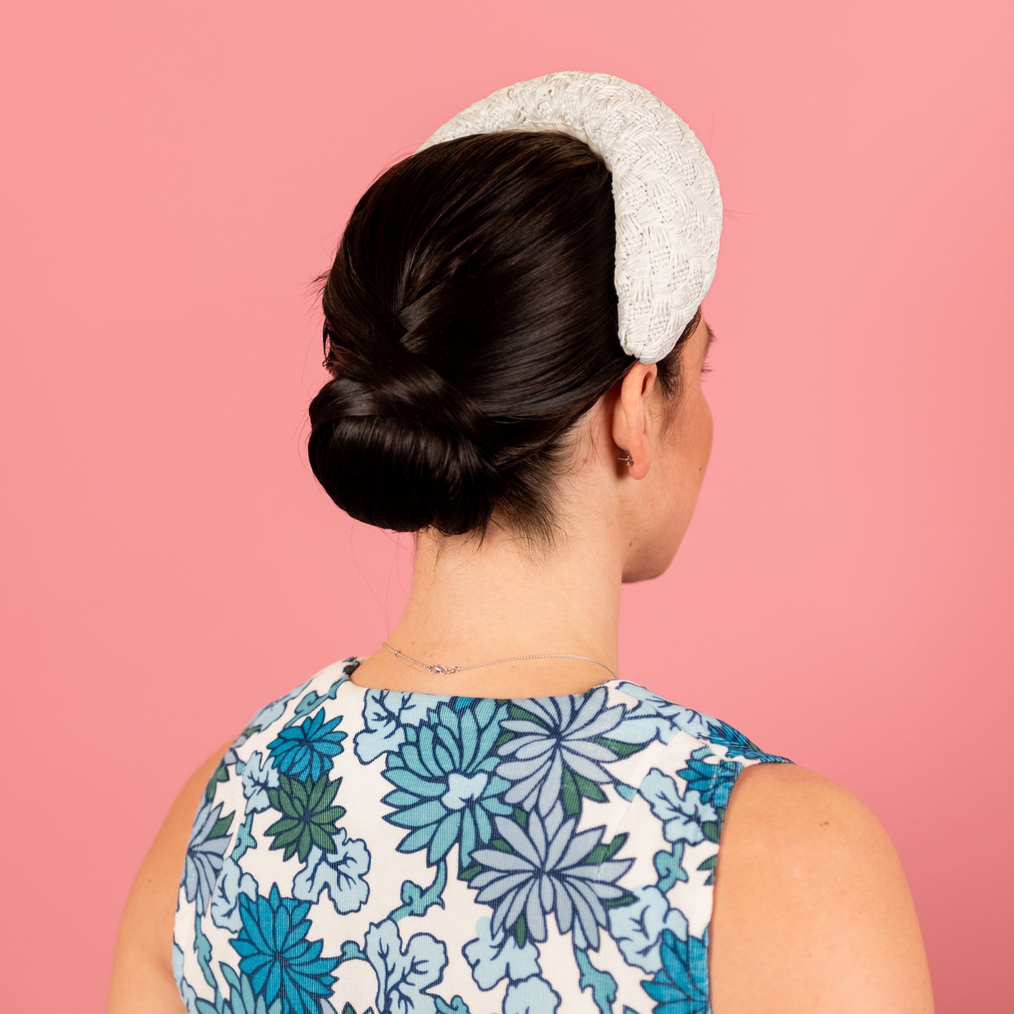 Ash Headband in white vintage tweed textured straw cloth
