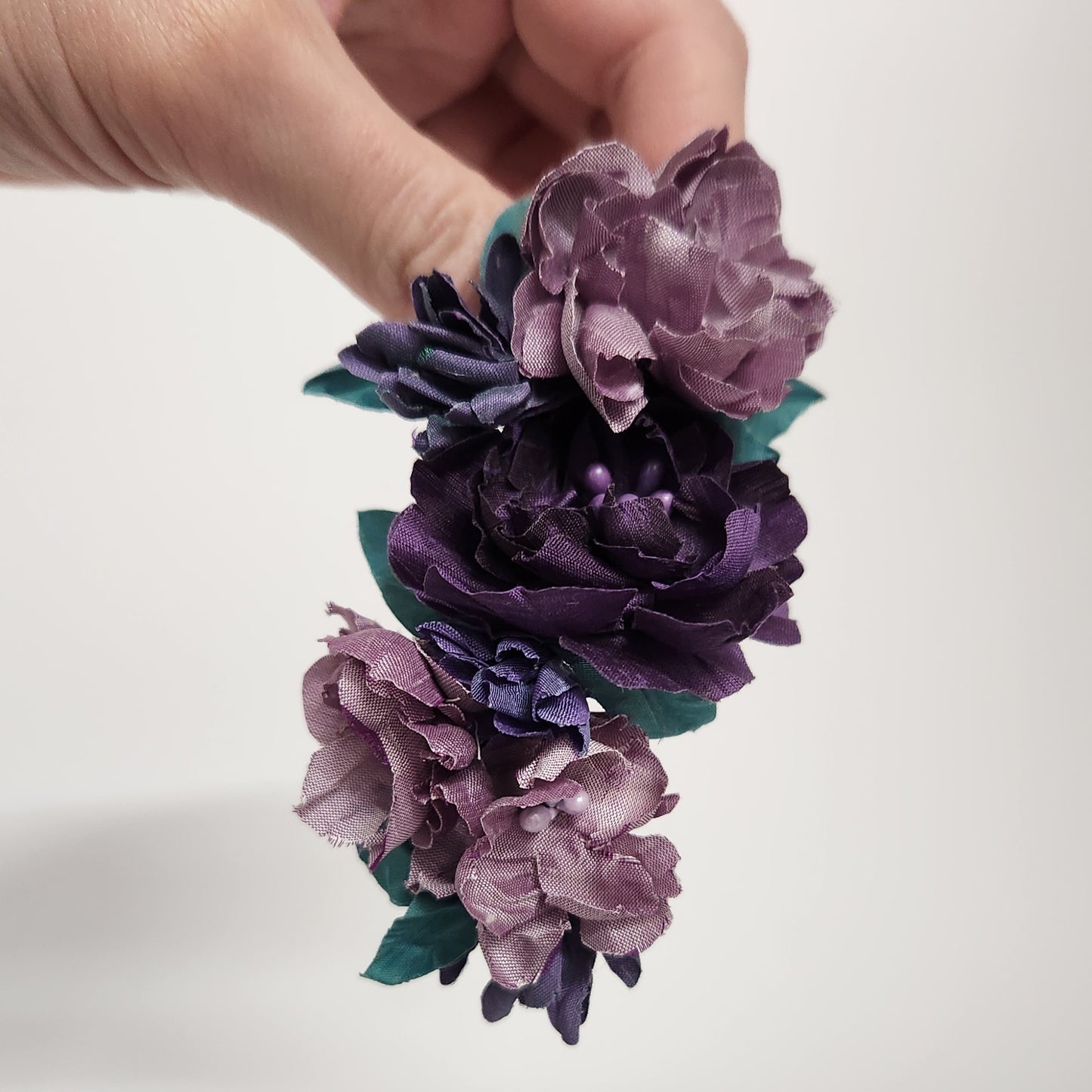 Custom Silk flower Lapel pin, Groom Lapel pin, Father of the Bride, Groomsman and Raceday