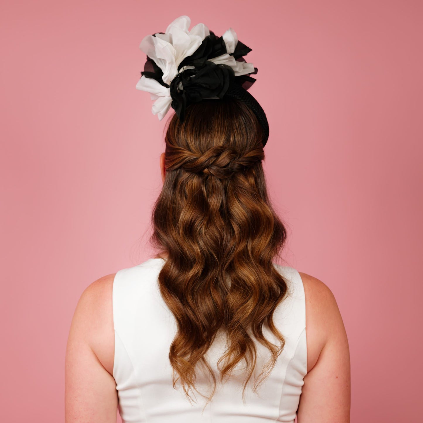 Delphie straw beret with silk flowers in black and white