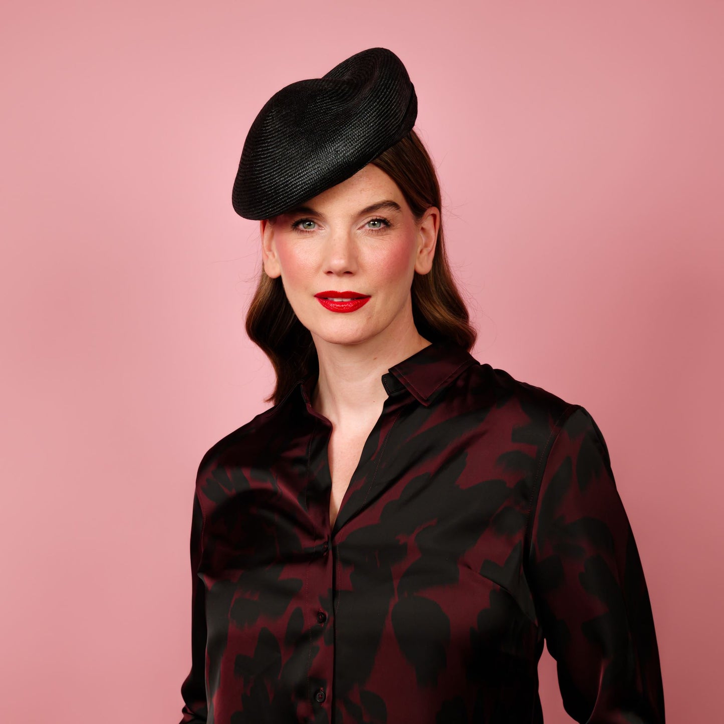 Francesca shaped beret in black straw