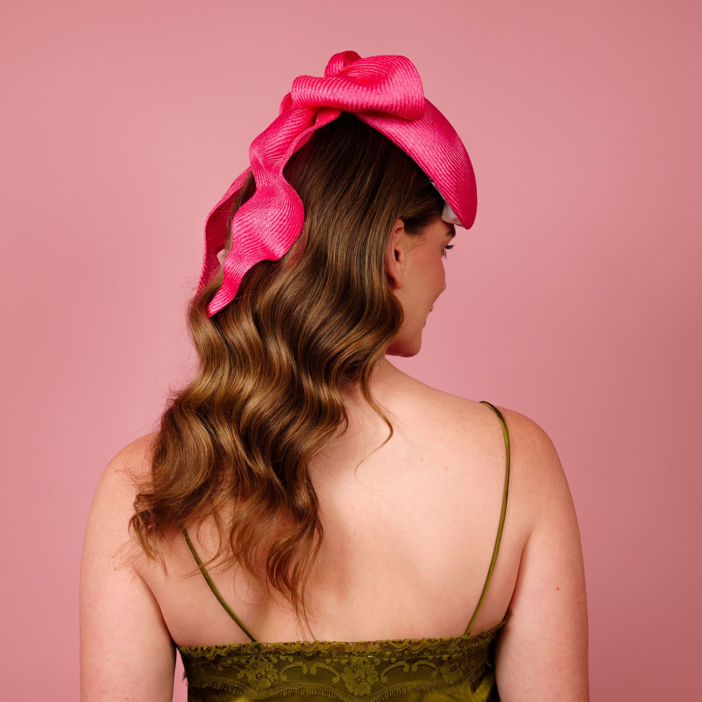 Gale beret with sculpted bow trim in pink