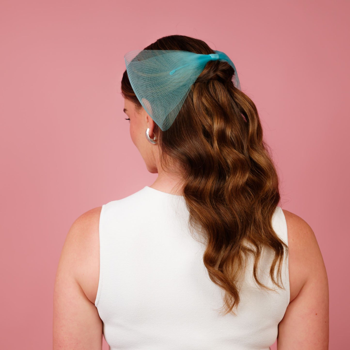 Marni back of the head crinoline bow with comb in blue