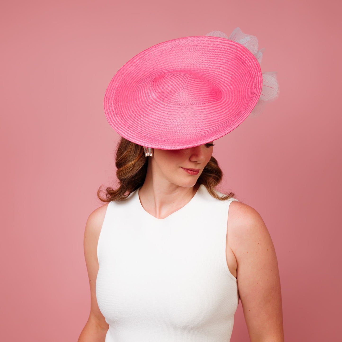 Monique Saucer in Textured Straw Poppy Flower Trim in Candy Pink and White