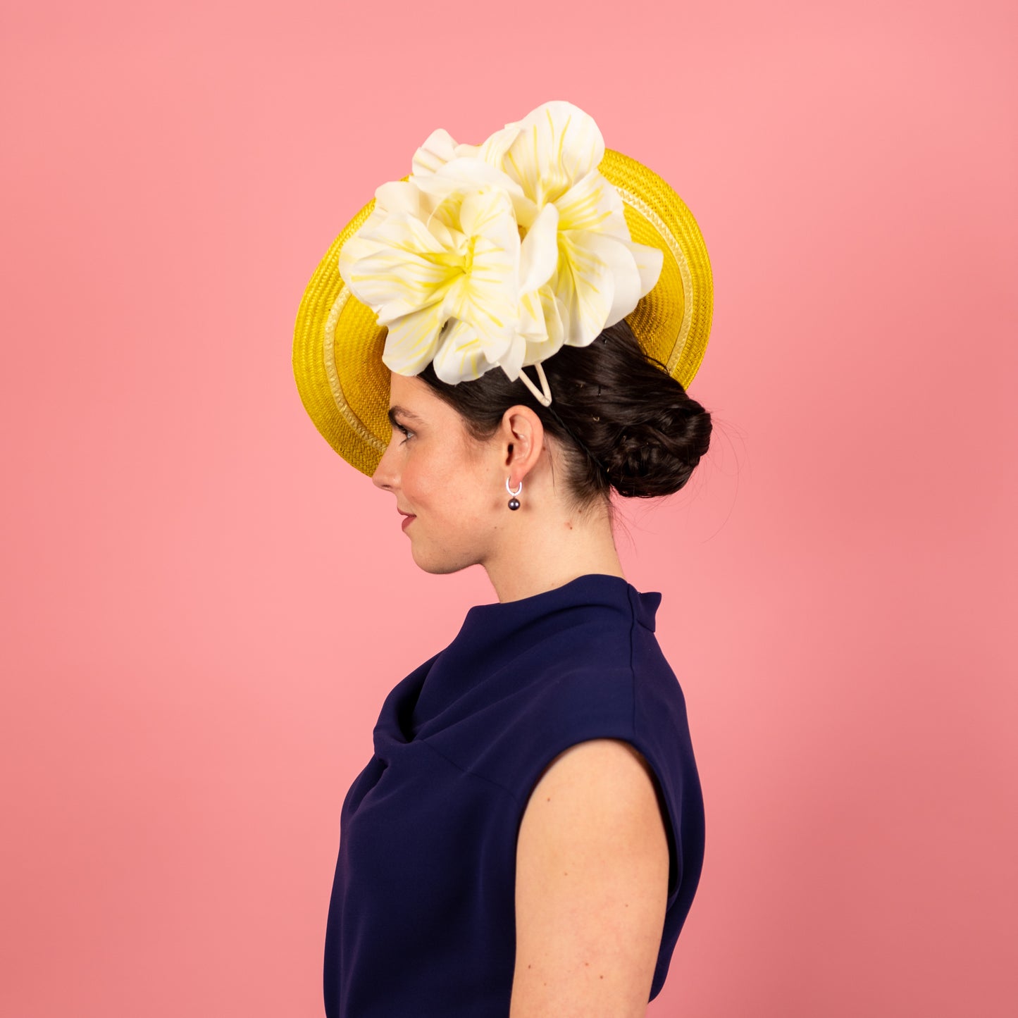 Monique Saucer in Textured Straw Silk Poppy Flower Trim in Yellow