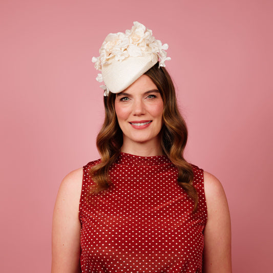 Seline straw beret with silk flowers in ivory